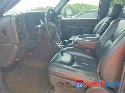 Zdjęcie 7 z 12 samochodu: 2004 GMC SIERRA K2500 HEAVY DUTY VIN:1GTHK23294F213375 - miniatura