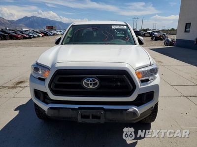 Piąte zdjęcie samochodu w środku: 2022 TOYOTA TACOMA SR V6 VIN:3TMCZ5AN0NM514056 - miniatura