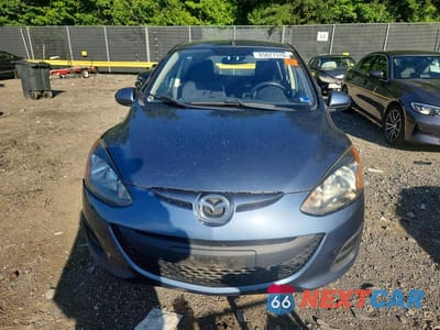 Piąte zdjęcie samochodu w środku: 2014 MAZDA MAZDA2 SPORT VIN:JM1DE1KZ0E0171231 - miniatura