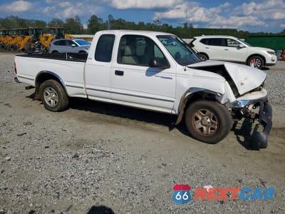 Czwarte zdjęcie samochodu z boku: 2004 TOYOTA TACOMA BASE VIN:5TEVL52N04Z348776 - miniatura