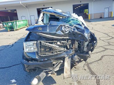 Piąte zdjęcie samochodu w środku: 2013 GMC SIERRA K2500 DENALI VIN:1GT125E83DF233318 - miniatura