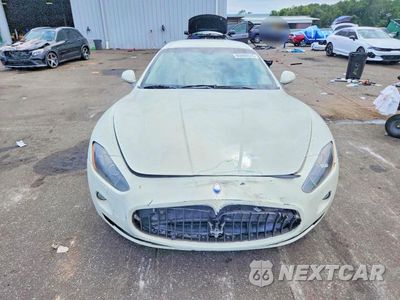 Piąte zdjęcie samochodu w środku: 2011 MASERATI GRANTURISMO VIN:ZAM45GLA1B0056575 - miniatura