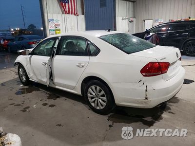 Drugie zdjęcie samochodu z przodu: 2015 VOLKSWAGEN PASSAT S VIN:1VWAT7A3XFC030026 - miniatura
