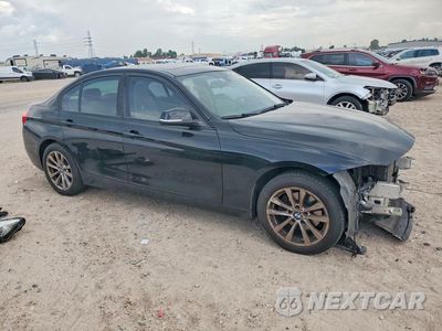 Czwarte zdjęcie samochodu z boku: 2016 BMW 320 I VIN:WBA8E1G53GNT34352 - miniatura