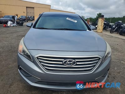 Piąte zdjęcie samochodu w środku: 2016 HYUNDAI SONATA SE VIN:5NPE24AF7GH296710 - miniatura