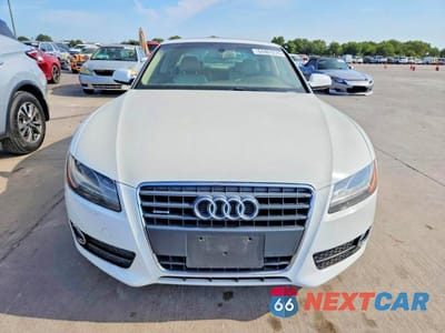 Piąte zdjęcie samochodu w środku: 2012 AUDI A5 PREMIUM PLUS VIN:WAULFAFR7CA042992 - miniatura