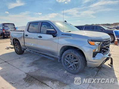 Czwarte zdjęcie samochodu z boku: 2024 CHEVROLET SILVERADO C1500 CUSTOM VIN:1GCPABEK5RZ121181 - miniatura
