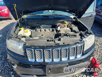 Zdjęcie 11 z 12 samochodu: 2016 JEEP COMPASS LATITUDE VIN:1C4NJDEB1GD598865 - miniatura