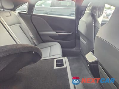Zdjęcie 10 z 12 samochodu: 2023 LUCID MOTORS AIR PURE VIN:50EA1PFA7PA008266 - miniatura