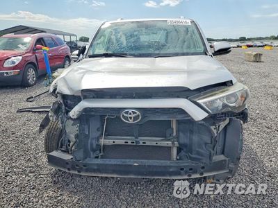 Piąte zdjęcie samochodu w środku: 2014 TOYOTA 4RUNNER LIMITED VIN:JTEBU5JR1E5158053 - miniatura