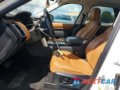 Zdjęcie 7 z 13 samochodu: 2018 LAND ROVER DISCOVERY HSE LUXURY VIN:SALRT2RV9JA075759 - miniatura