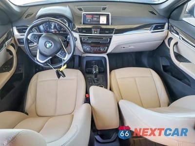 Zdjęcie 8 z 12 samochodu: 2021 BMW X1 XDRIVE28I VIN:WBXJG9C06M5S39886 - miniatura