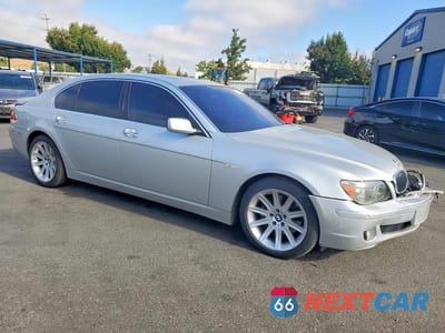 Czwarte zdjęcie samochodu z boku: 2006 BMW 750 LI VIN:WBAHN83506DT59566 - miniatura
