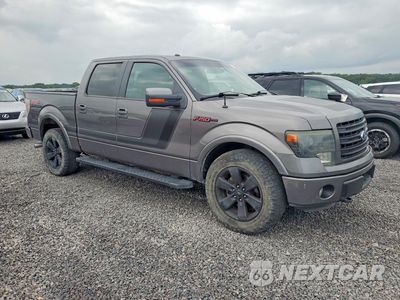Czwarte zdjęcie samochodu z boku: 2014 FORD F150 SUPERCREW VIN:1FTFW1ETXEFB60697 - miniatura