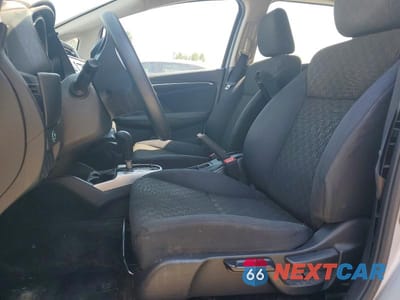 Zdjęcie 7 z 13 samochodu: 2016 HONDA FIT LX VIN:JHMGK5H56GX027547 - miniatura