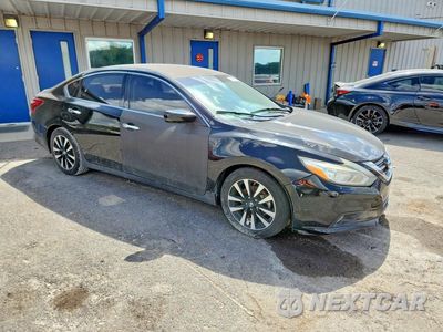 Czwarte zdjęcie samochodu z boku: 2018 NISSAN ALTIMA 2.5 SV VIN:1N4AL3AP3JC154491 - miniatura