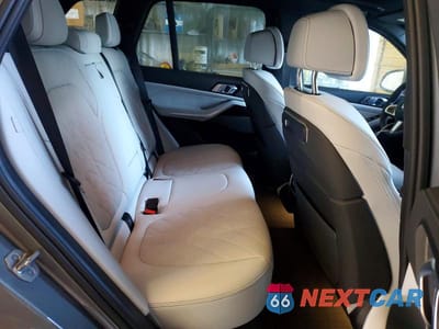 Zdjęcie 11 z 14 samochodu: 2026 BMW X5 XDRIVE40I VIN:5UX23EU03T9420213 - miniatura