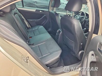 Zdjęcie 10 z 12 samochodu: 2013 VOLKSWAGEN JETTA SE VIN:3VWDX7AJ7DM231958 - miniatura