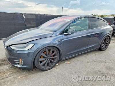 2017 TESLA MODEL X 5YJXCDE43HF059615 - główne zdjęcie licytacji z USA - miniatura