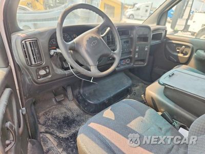 Zdjęcie 8 z 12 samochodu: 2005 CHEVROLET C5500 C5C042 VIN:1GBE5C1E85F523455 - miniatura