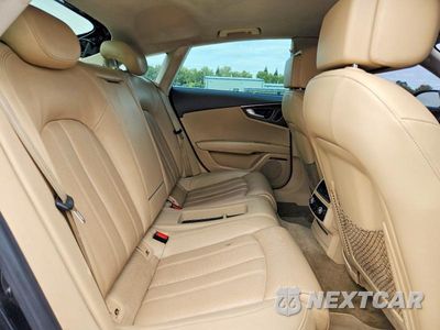 Zdjęcie 10 z 13 samochodu: 2012 AUDI A7 PRESTIGE VIN:WAU2GAFC3CN088381 - miniatura