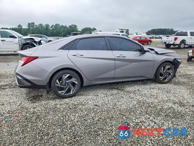 Trzecie zdjęcie samochodu z tyłu: 2024 HYUNDAI ELANTRA SEL VIN:KMHLS4DG4RU780656 - miniatura