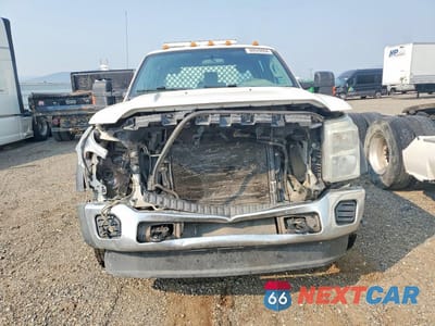 Piąte zdjęcie samochodu w środku: 2015 FORD F550 SUPER DUTY VIN:1FD0W5HY5FEA52012 - miniatura