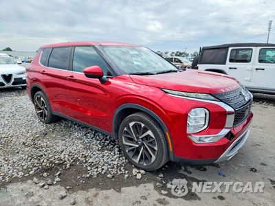 Czwarte zdjęcie samochodu z boku: 2022 MITSUBISHI OUTLANDER SE VIN:JA4J4UA80NZ050463 - miniatura