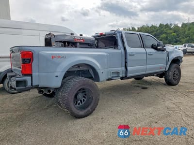 Trzecie zdjęcie samochodu z tyłu: 2024 FORD F350 SUPER DUTY VIN:1FT8W3DM0RED65570 - miniatura