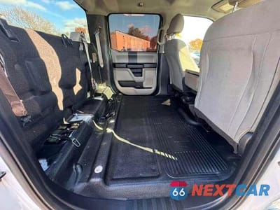 Zdjęcie 6 z 10 samochodu: 2017 FORD F350 SUPER DUTY VIN:1FT8W3DT7HED16940 - miniatura