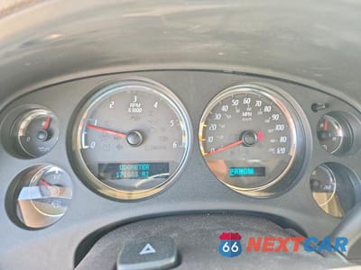 Zdjęcie 9 z 14 samochodu: 2007 GMC YUKON XL DENALI VIN:1GKFK66877J352408 - miniatura