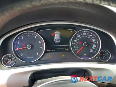 Zdjęcie 9 z 13 samochodu: 2017 VOLKSWAGEN TOUAREG EXECUTIVE VIN:WVGGF7BP6HD005915 - miniatura