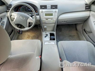Zdjęcie 8 z 12 samochodu: 2011 TOYOTA CAMRY HYBRID VIN:4T1BB3EK8BU140691 - miniatura