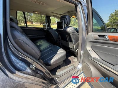 Zdjęcie 6 z 10 samochodu: 2010 MERCEDES-BENZ GL 450 4MATIC VIN:4JGBF7BE7AA612986 - miniatura