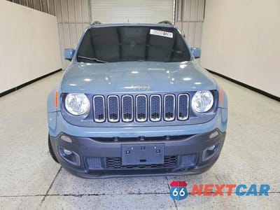Piąte zdjęcie samochodu w środku: 2017 JEEP RENEGADE LATITUDE VIN:ZACCJBBB3HPF33907 - miniatura