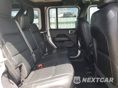 Zdjęcie 11 z 13 samochodu: 2018 JEEP WRANGLER UNLIMITED SAHARA VIN:1C4HJXEGXJW319113 - miniatura