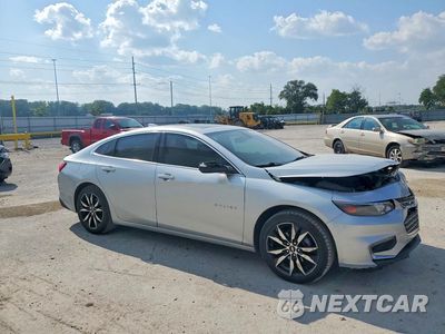 Czwarte zdjęcie samochodu z boku: 2018 CHEVROLET MALIBU LT VIN:1G1ZD5ST0JF131923 - miniatura