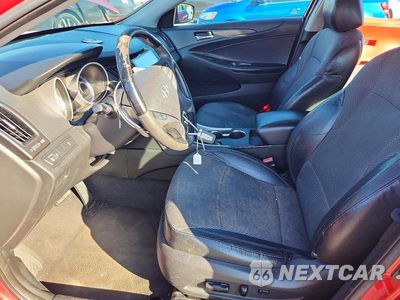 Zdjęcie 7 z 12 samochodu: 2011 HYUNDAI SONATA SE VIN:5NPEC4AC8BH054651 - miniatura