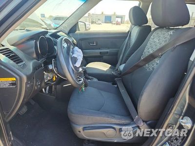 Zdjęcie 7 z 12 samochodu: 2011 KIA SOUL + VIN:KNDJT2A20B7271366 - miniatura