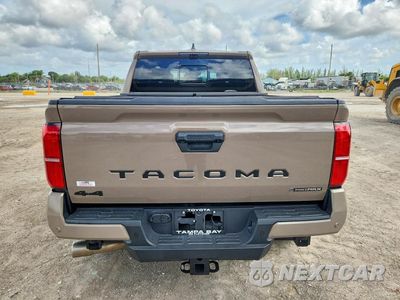 Zdjęcie 6 z 12 samochodu: 2026 TOYOTA TACOMA TRD OFF-ROAD HV VIN:3TYLC5LN6TT062632 - miniatura