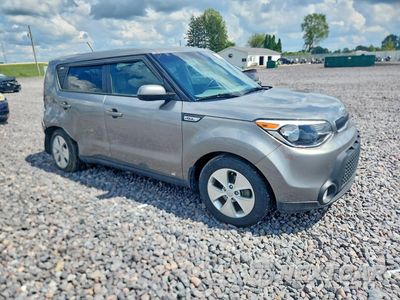 Czwarte zdjęcie samochodu z boku: 2015 KIA SOUL BASE VIN:KNDJN2A29F7210436 - miniatura