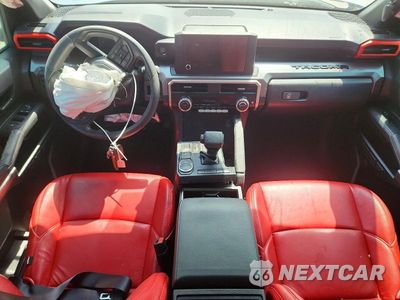 Zdjęcie 8 z 12 samochodu: 2024 TOYOTA TACOMA SR5 VIN:3TMKB5FN3RM001916 - miniatura