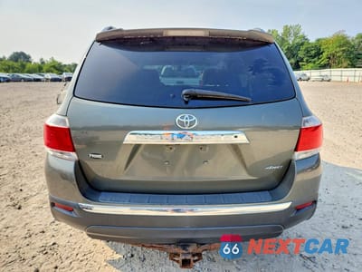 Zdjęcie 6 z 13 samochodu: 2012 TOYOTA HIGHLANDER BASE VIN:5TDBK3EHXCS116200 - miniatura