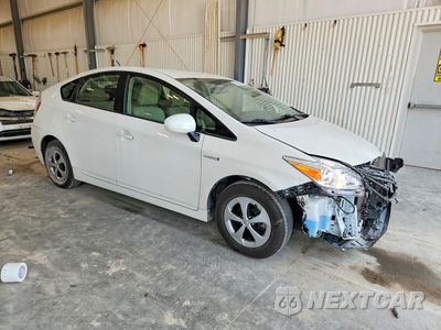 Czwarte zdjęcie samochodu z boku: 2013 TOYOTA PRIUS THREE VIN:JTDKN3DU4D0340976 - miniatura