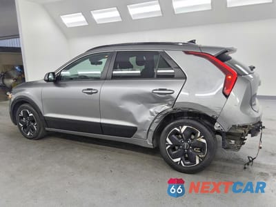 Drugie zdjęcie samochodu z przodu: 2023 KIA NIRO WIND VIN:KNDCR3L17P5036600 - miniatura