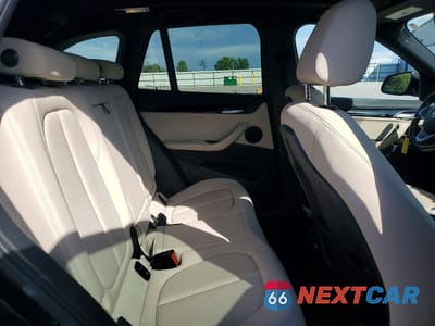 Zdjęcie 11 z 13 samochodu: 2021 BMW X1 XDRIVE28I VIN:WBXJG9C04M3M74430 - miniatura