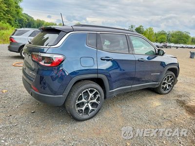 Trzecie zdjęcie samochodu z tyłu: 2026 JEEP COMPASS LIMITED VIN:3C4NJDCN4TT211338 - miniatura