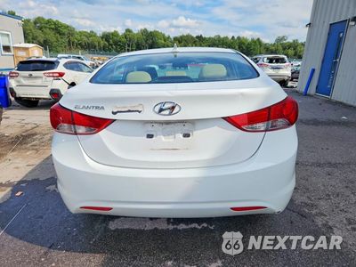 Zdjęcie 6 z 13 samochodu: 2013 HYUNDAI ELANTRA GLS VIN:5NPDH4AE4DH440176 - miniatura