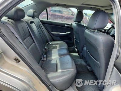 Zdjęcie 10 z 13 samochodu: 2006 HONDA ACCORD EX VIN:1HGCM66516A042897 - miniatura