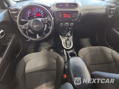 Zdjęcie 8 z 12 samochodu: 2016 KIA SOUL BASE VIN:KNDJN2A24G7314995 - miniatura